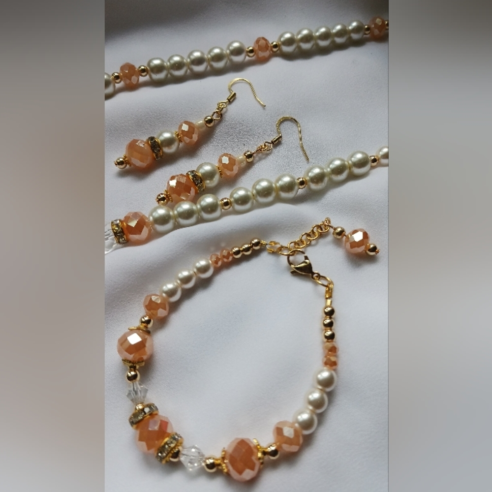 Handmade long necklace, bracelet, and earrings set - Picture 2 of 5